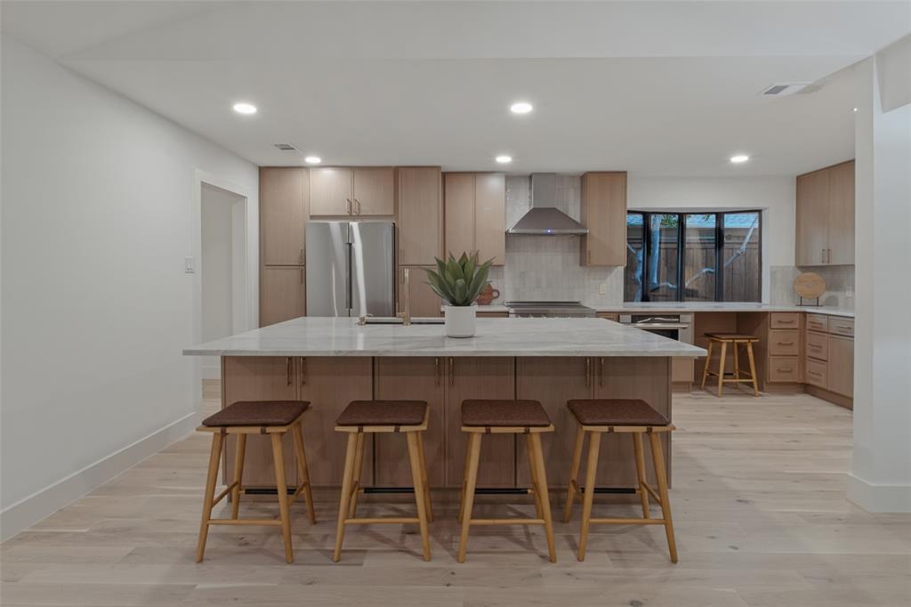 6233 Chesley Lane, Dallas, TX 75214