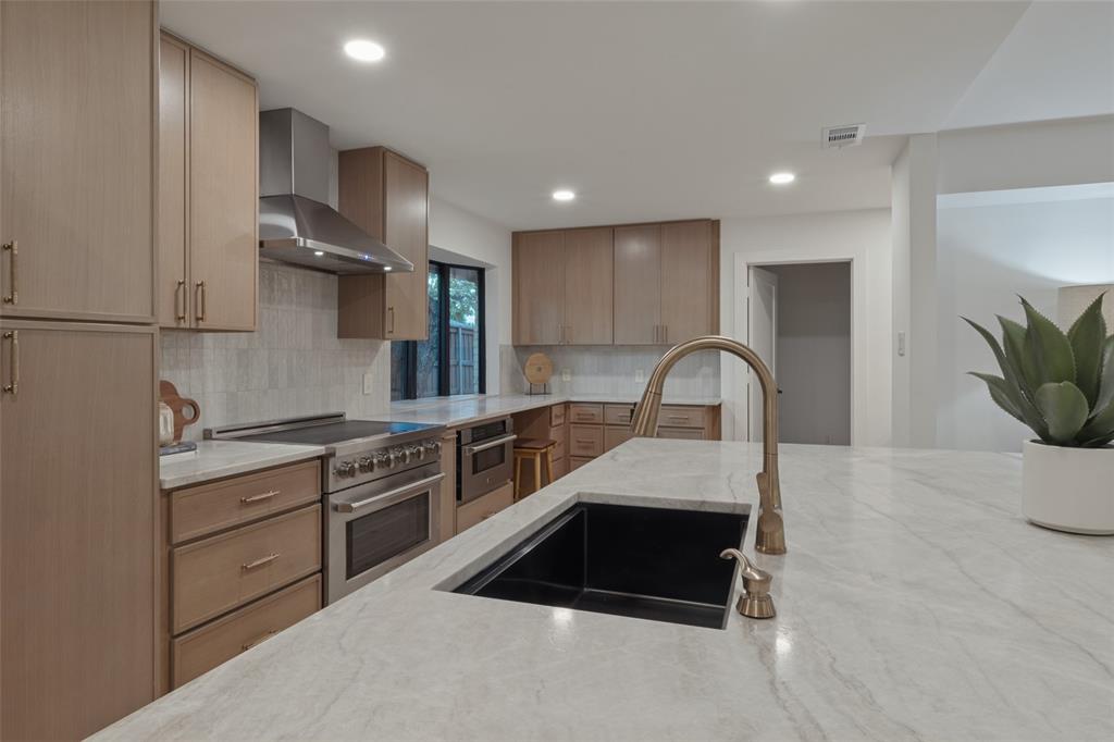6233 Chesley Lane, Dallas, TX 75214