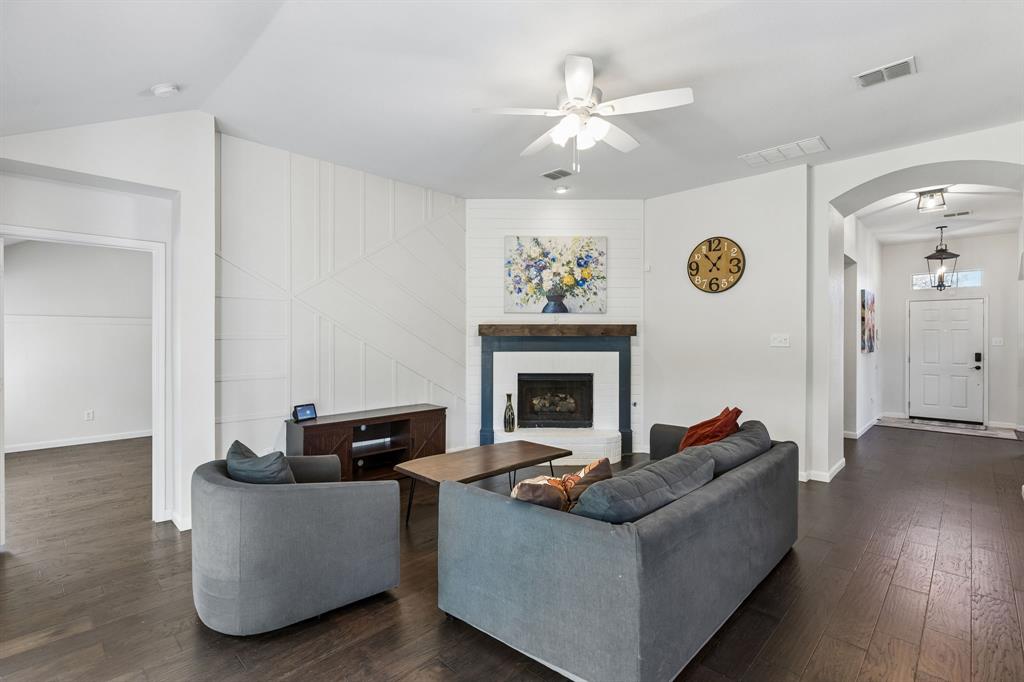 1592 Mahogany Drive, Allen, TX 75002