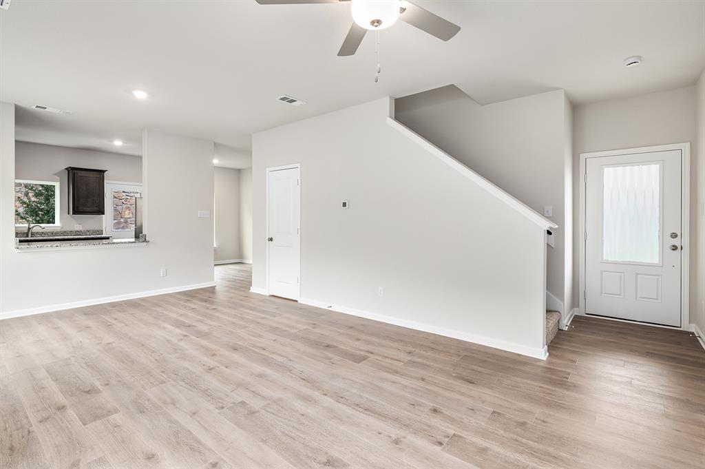 6321 Hyena Hollow Drive, Dallas, TX 75241