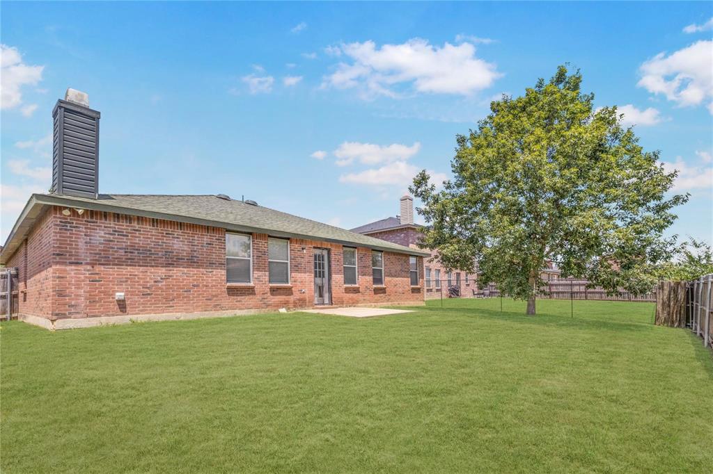 Plenty of room for outdoor fun big enough for a swimming pool!