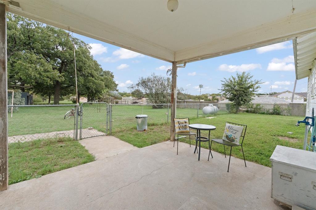 3320 N Main Street, Cleburne, TX 76033