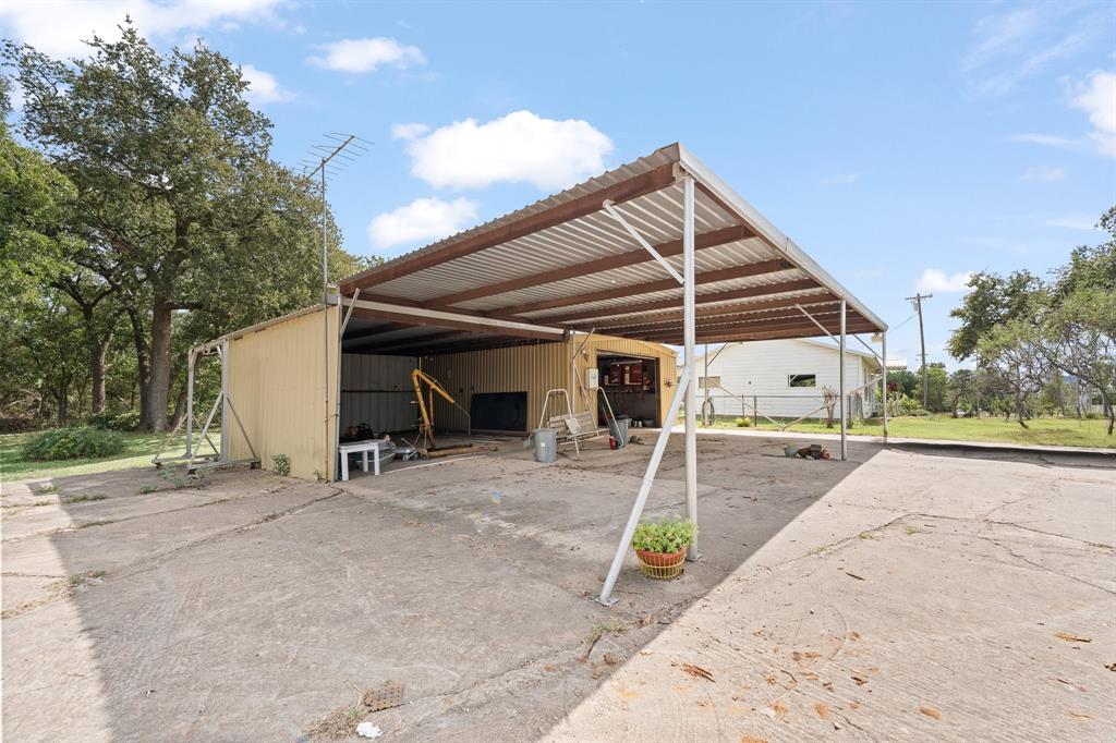 3320 N Main Street, Cleburne, TX 76033
