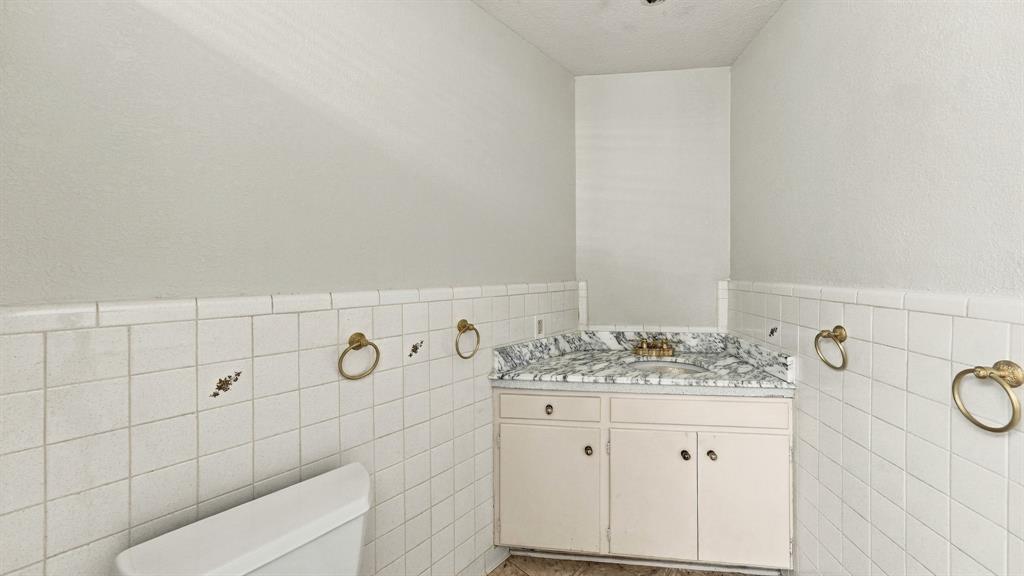 717 Oyster Hill Street, Weatherford, TX 76086
