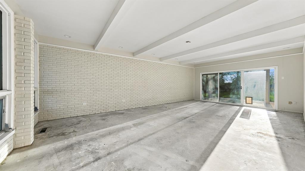 717 Oyster Hill Street, Weatherford, TX 76086