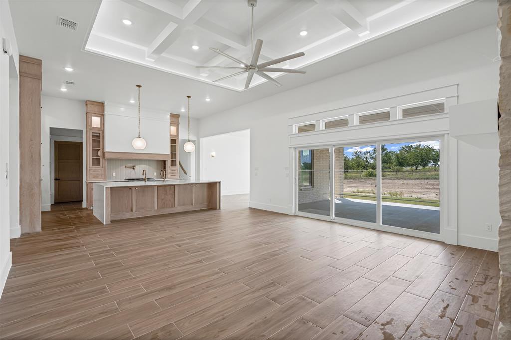 204 Tankhouse Terrace, Weatherford, TX 76085