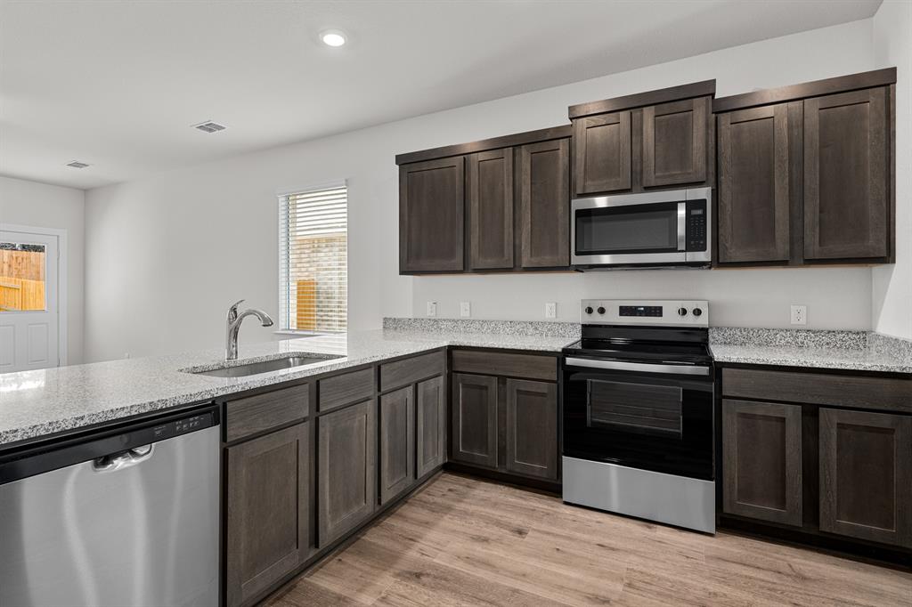 1703 Sierra Drive, Seagoville, TX 75159