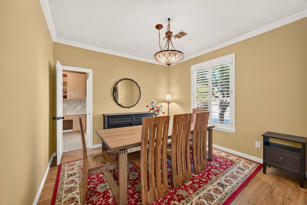 9817 Sota Grande Drive, Plano, TX 75025 9817 Sota Grande Drive, Plano, TX 75025