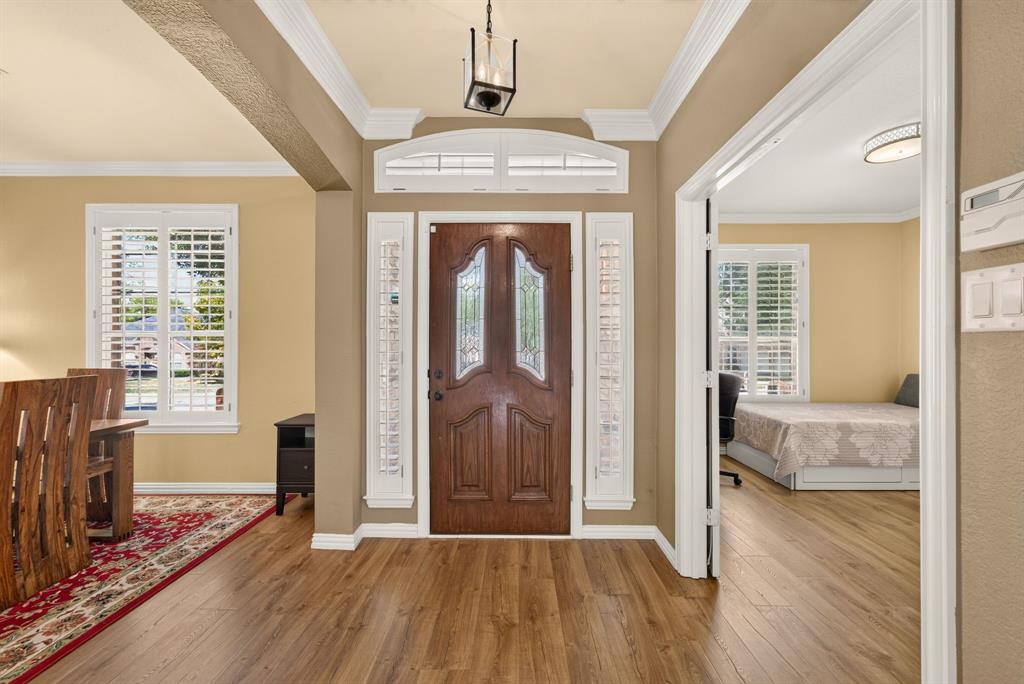 9817 Sota Grande Drive, Plano, TX 75025 9817 Sota Grande Drive, Plano, TX 75025