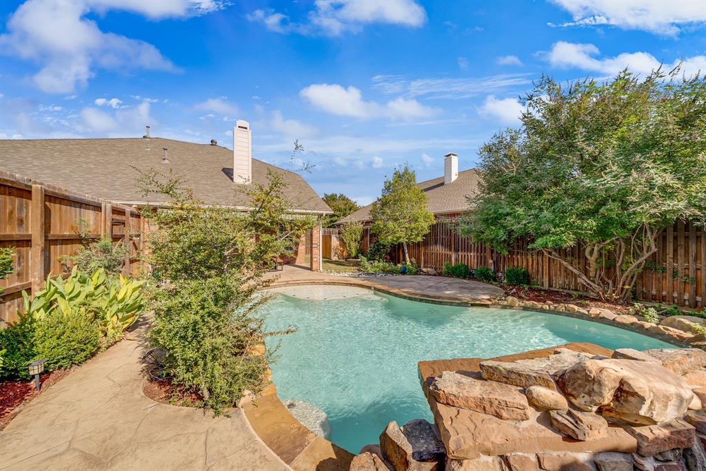 9817 Sota Grande Drive, Plano, TX 75025