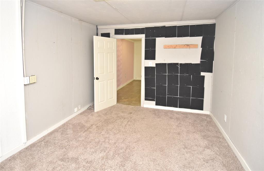 415 W McDonald Street, Mineola, TX 75773