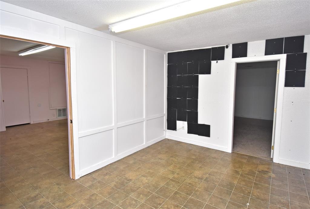 415 W McDonald Street, Mineola, TX 75773