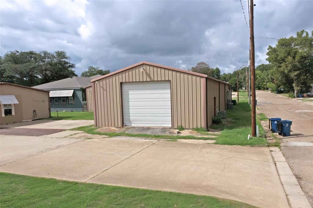415 W McDonald Street, Mineola, TX 75773 415 W McDonald Street, Mineola, TX 75773