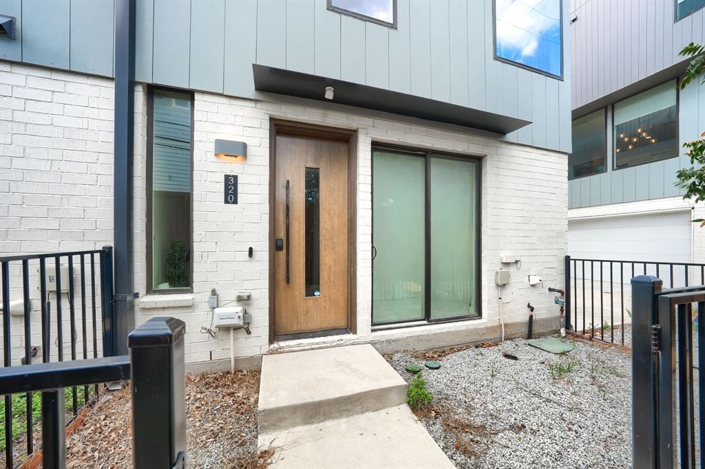 320 Mathey Court, Dallas, TX 75208