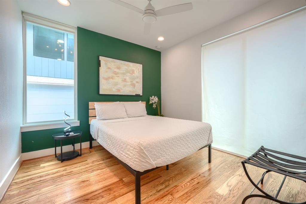 320 Mathey Court, Dallas, TX 75208