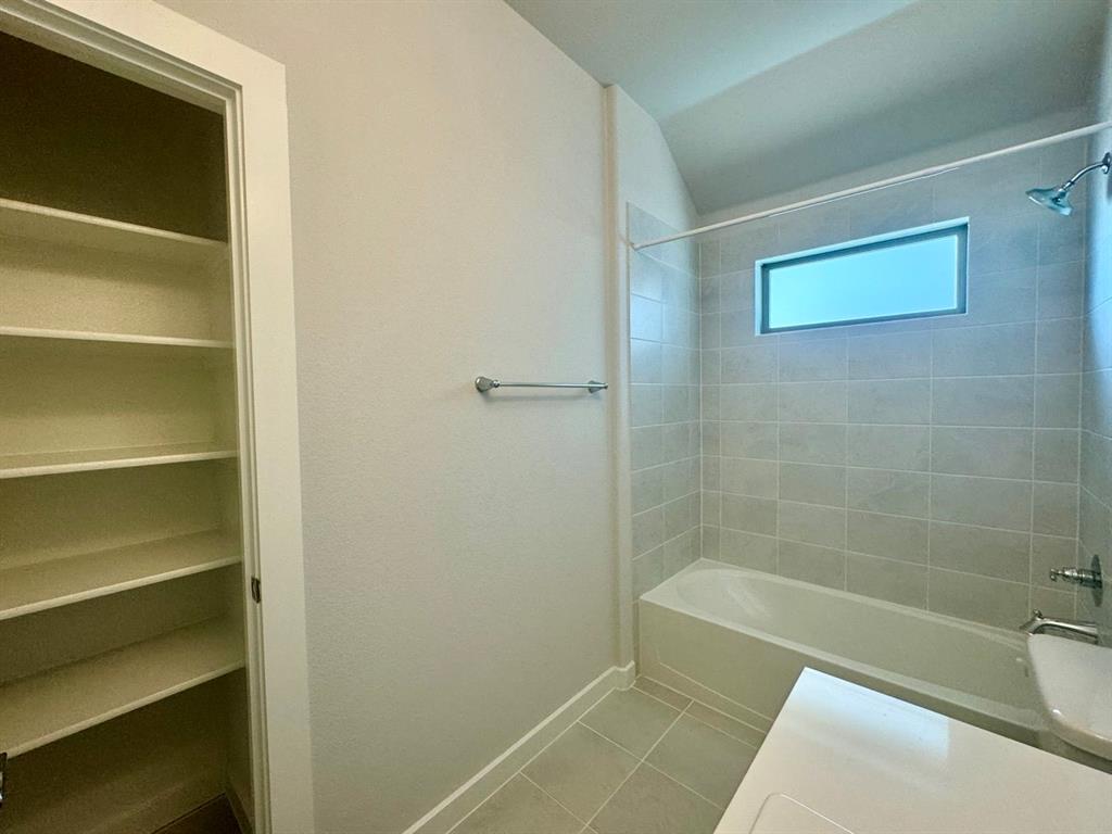 1105 Mahogany Drive, Melissa, TX 75454