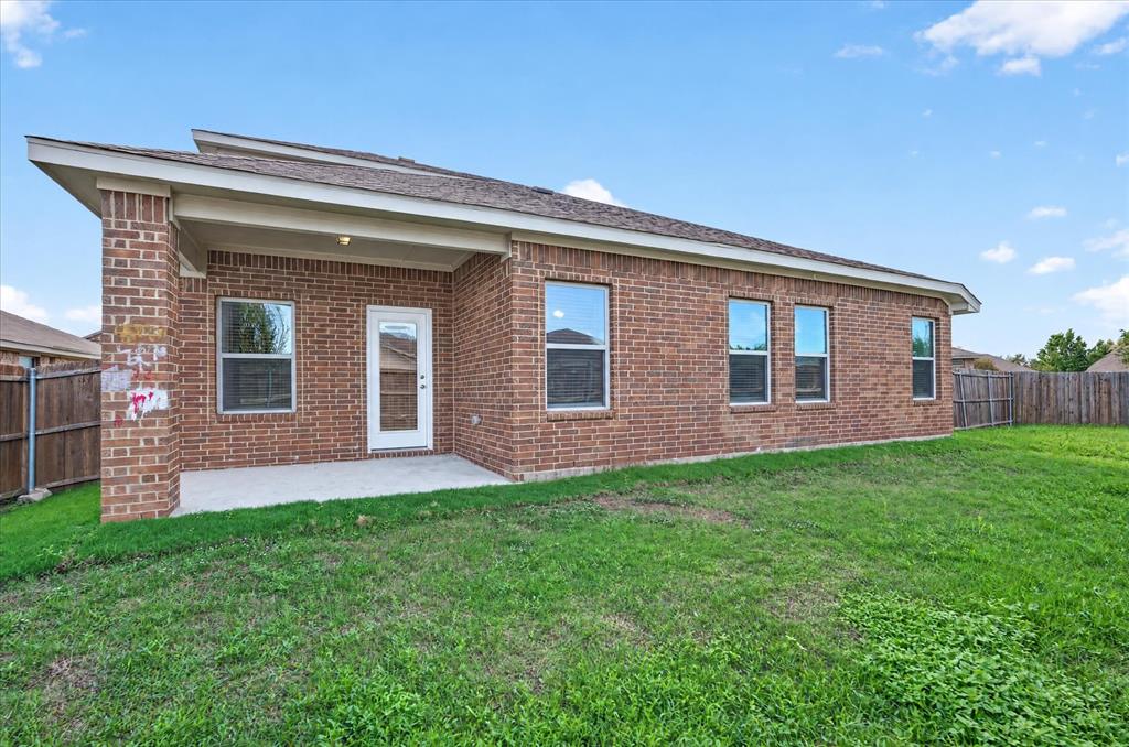 2121 Silsbee Court, Forney, TX 75126