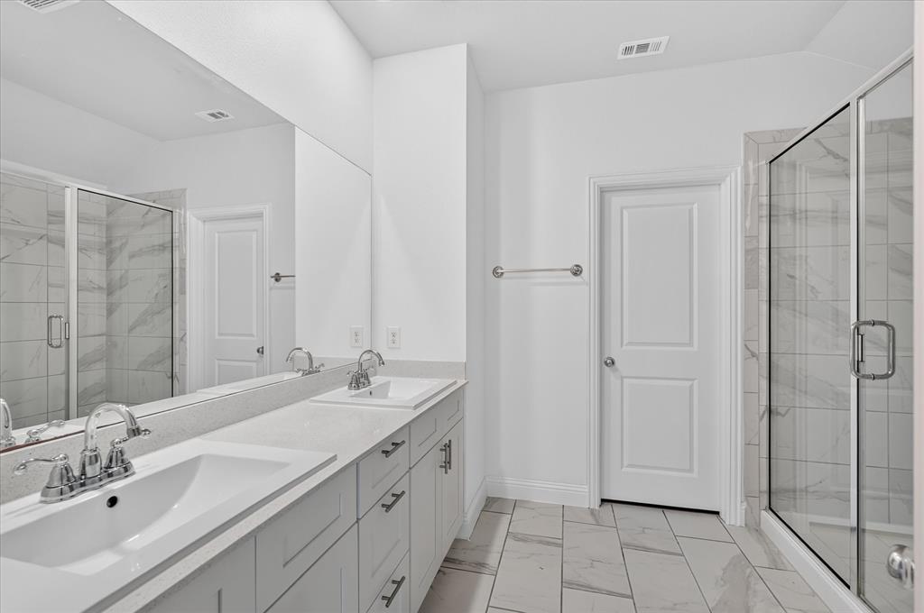 2121 Silsbee Court, Forney, TX 75126