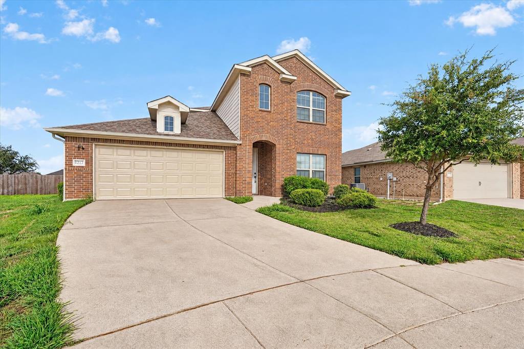2121 Silsbee Court, Forney, TX 75126