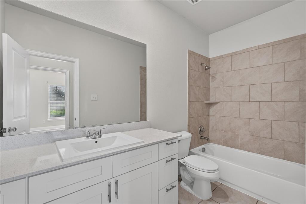 2121 Silsbee Court, Forney, TX 75126