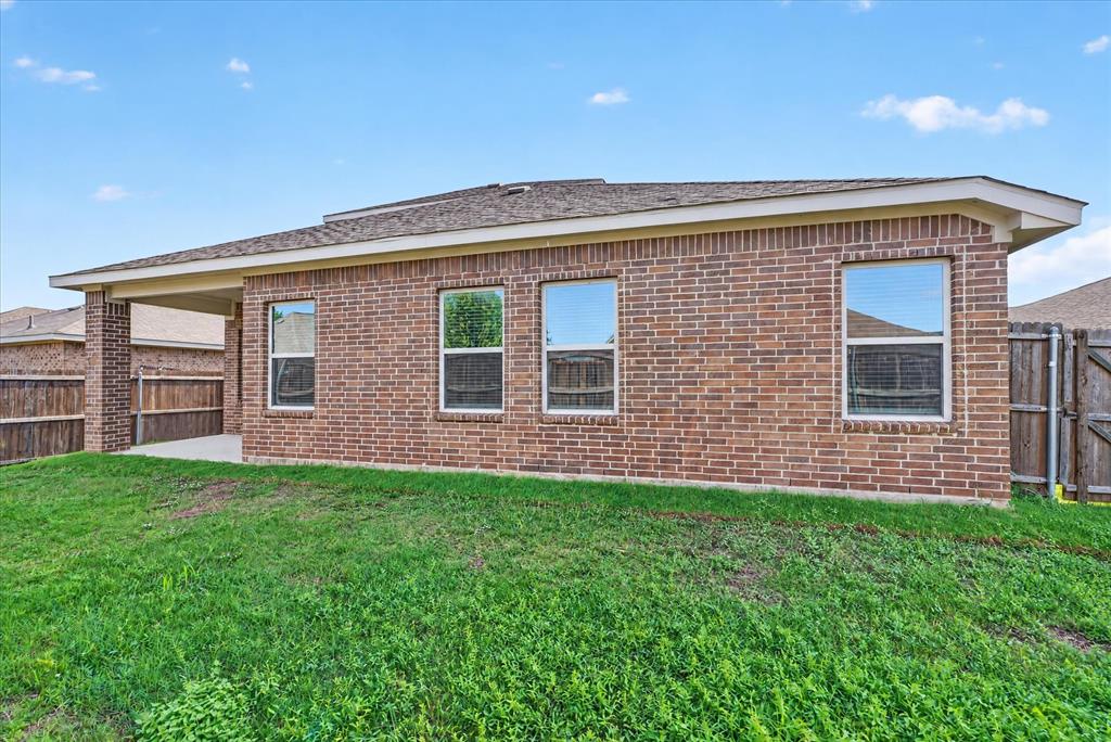 2121 Silsbee Court, Forney, TX 75126
