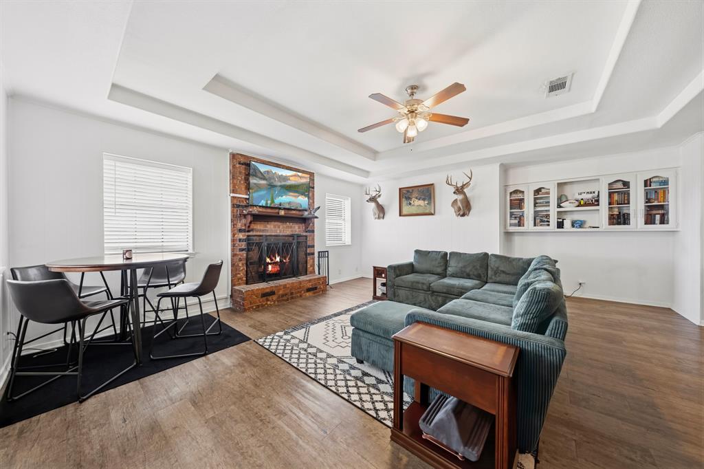 369 Odom Road, Avalon, TX 76623