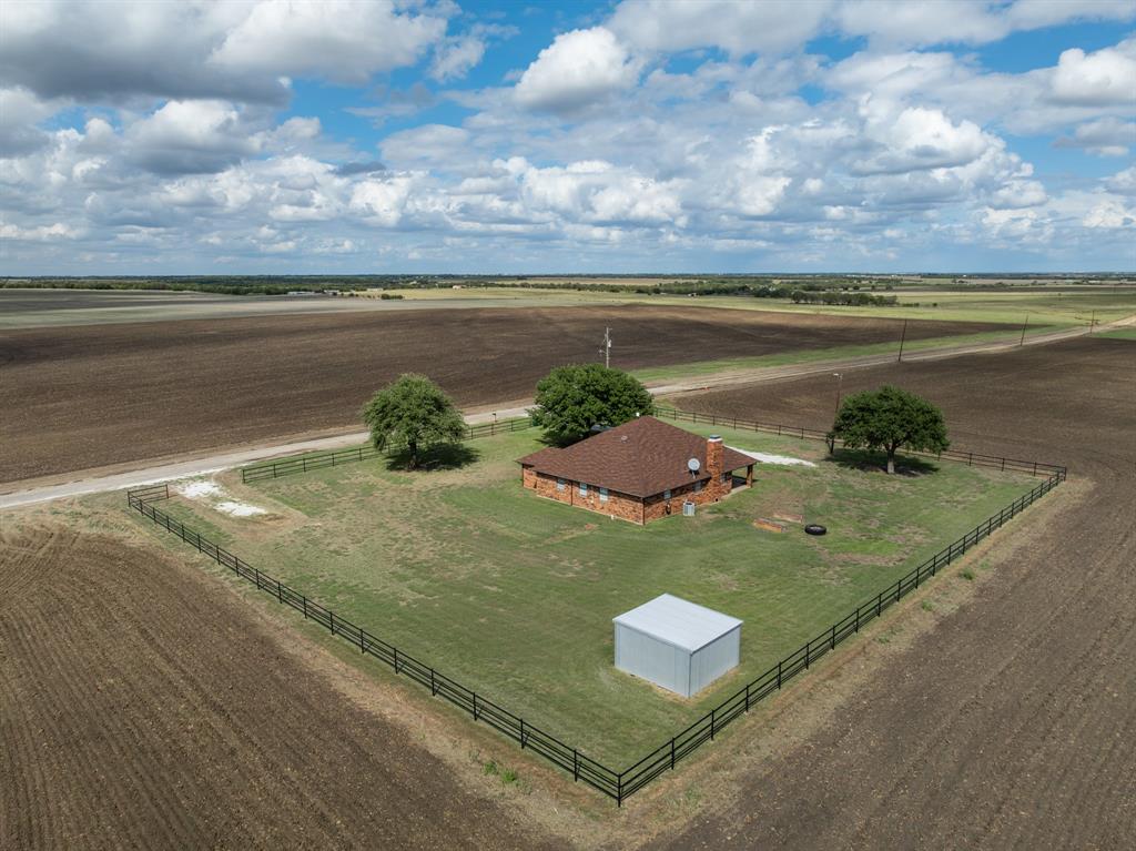 369 Odom Road, Avalon, TX 76623 369 Odom Road, Avalon, TX 76623