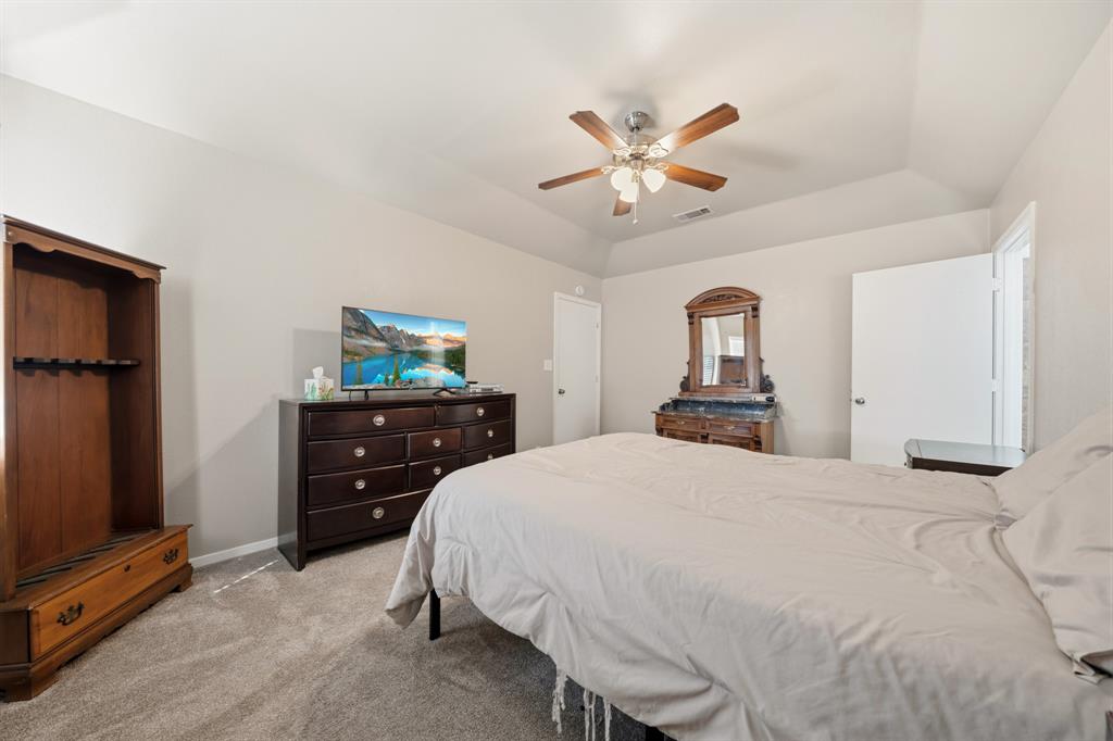 369 Odom Road, Avalon, TX 76623
