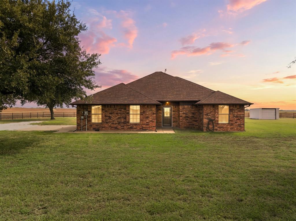 369 Odom Road, Avalon, TX 76623 369 Odom Road, Avalon, TX 76623