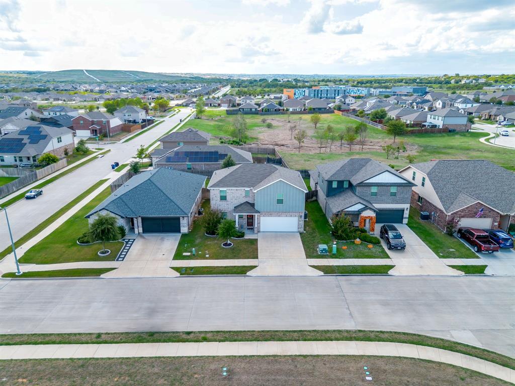 2716 Andesite Lane, Fort Worth, TX 76108
