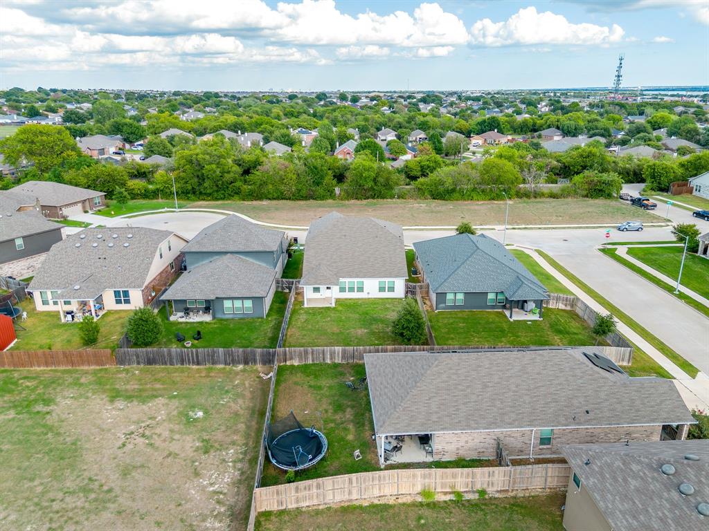 2716 Andesite Lane, Fort Worth, TX 76108