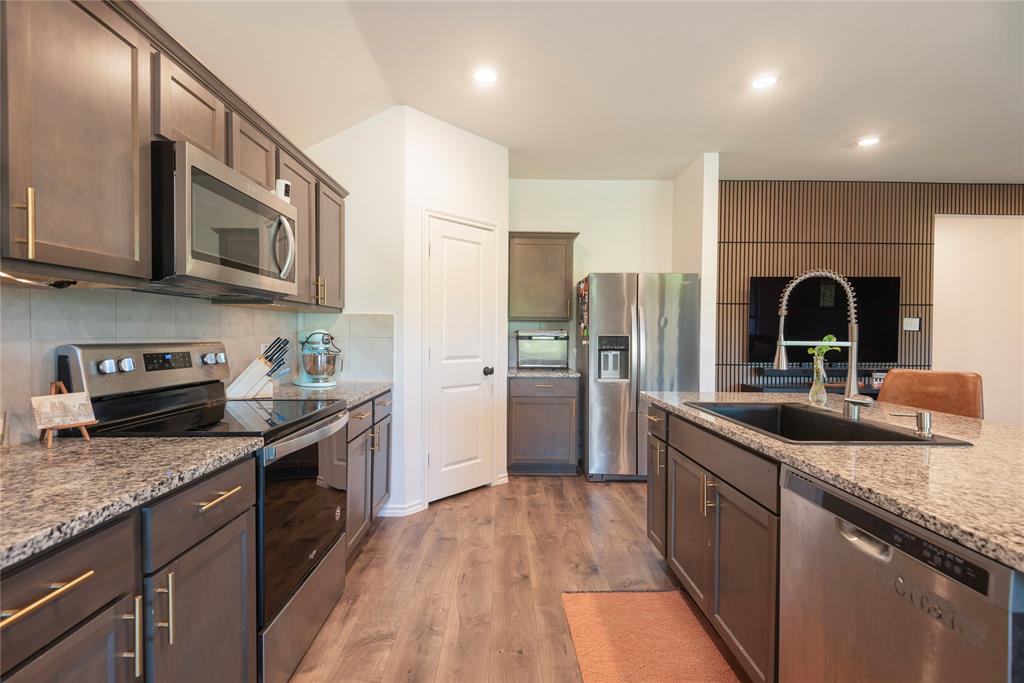 3239 Everly Drive, Fate, TX 75189