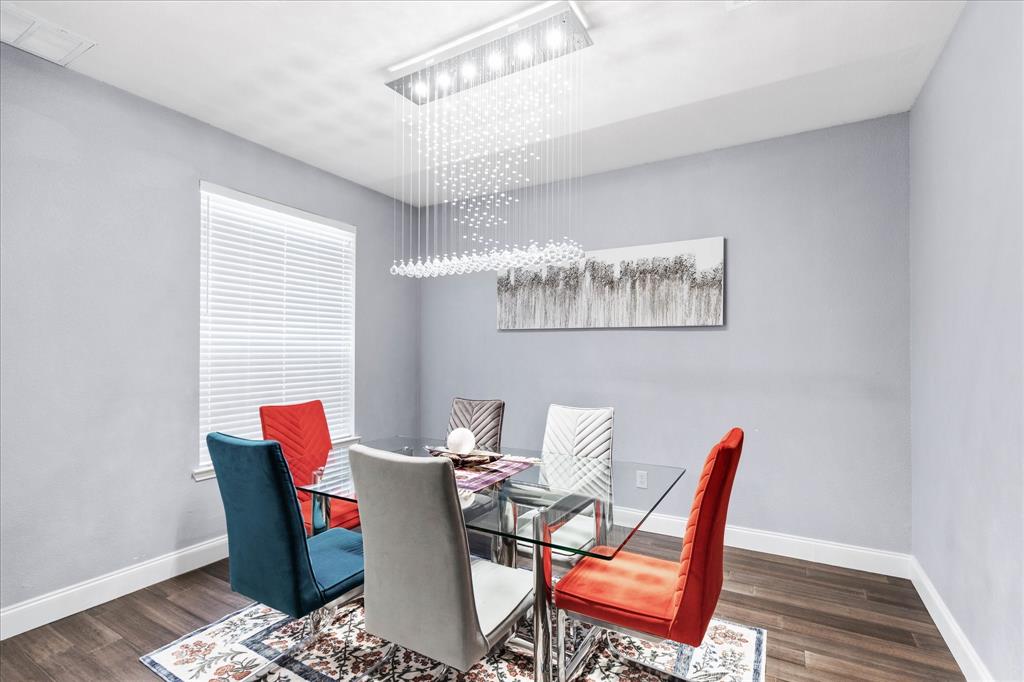 1047 Stream Drive, Grand Prairie, TX 75052 1047 Stream Drive, Grand Prairie, TX 75052