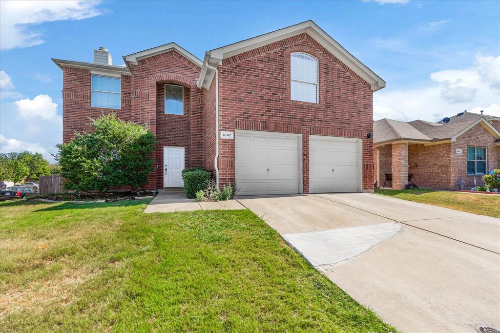 1047 Stream Drive, Grand Prairie, TX 75052 1047 Stream Drive, Grand Prairie, TX 75052