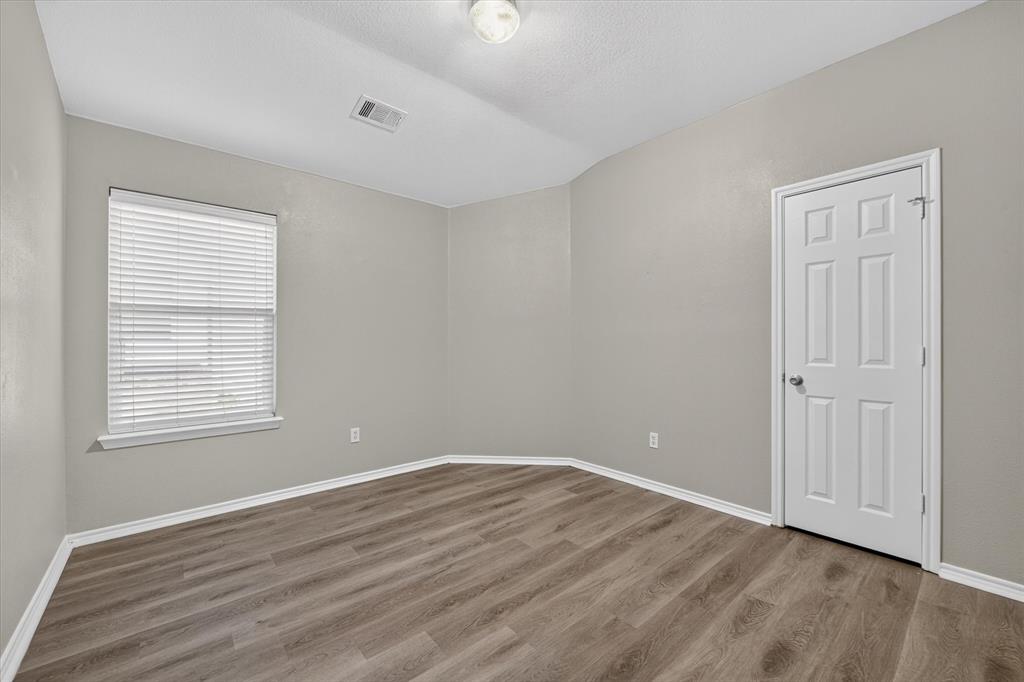 8809 Highland Orchard Drive, Fort Worth, TX 76179