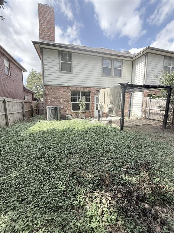 911 Spring Valley Plaza, Richardson, TX 75080
