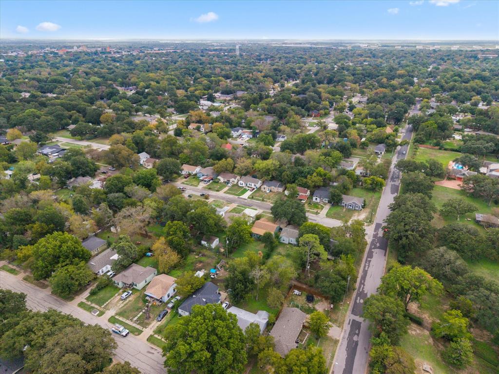 1610 Cherry Avenue, Corsicana, TX 75110