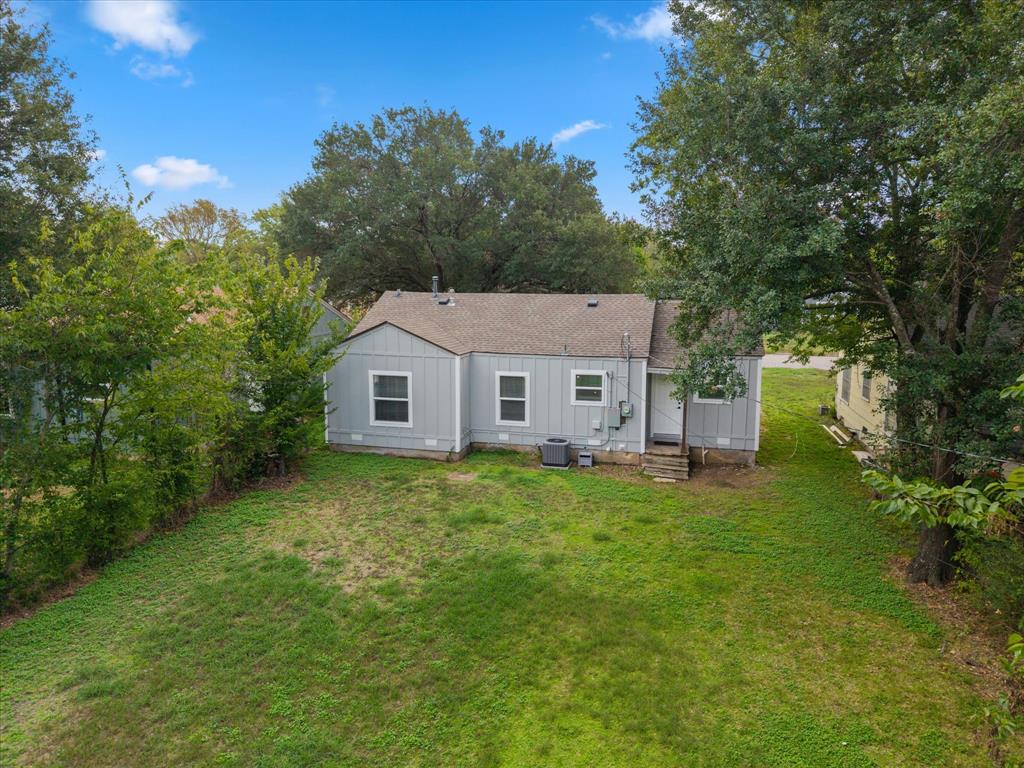 1610 Cherry Avenue, Corsicana, TX 75110