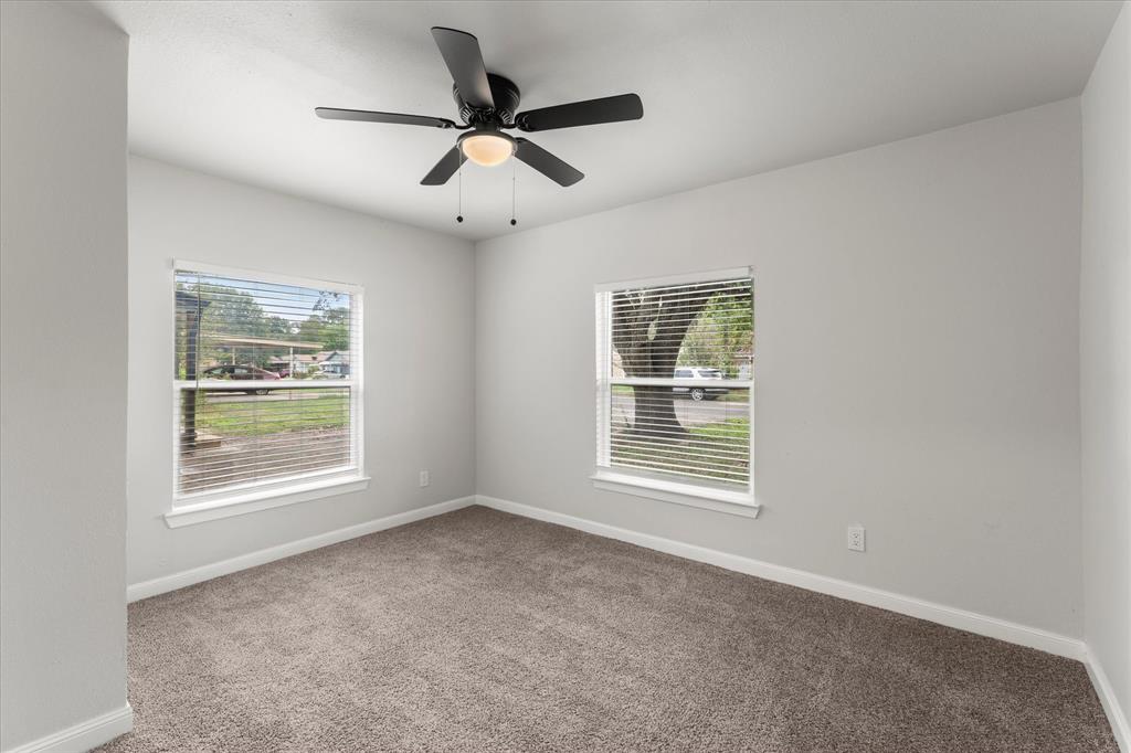 1610 Cherry Avenue, Corsicana, TX 75110
