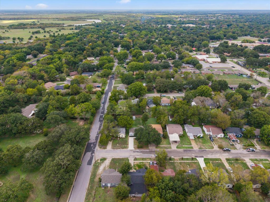 1610 Cherry Avenue, Corsicana, TX 75110