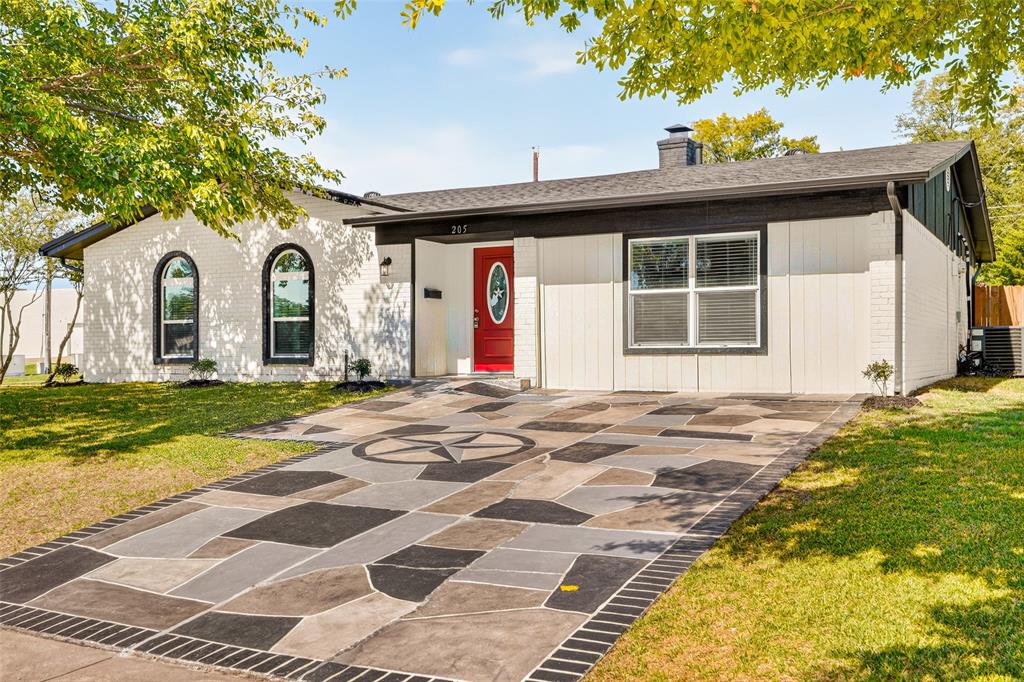 205 E Kearney Street, Mesquite, TX 75149