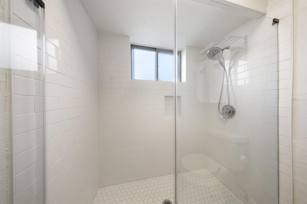 7714 Royal Lane, #110, Dallas, TX 75230