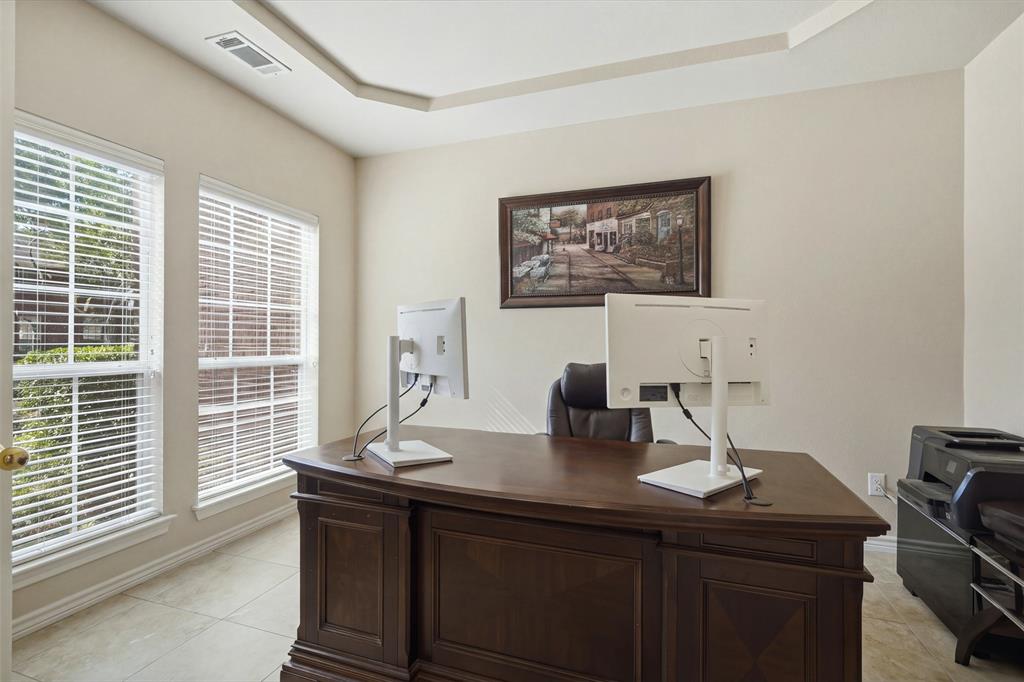 9006 Hogan Drive, Rowlett, TX 75089