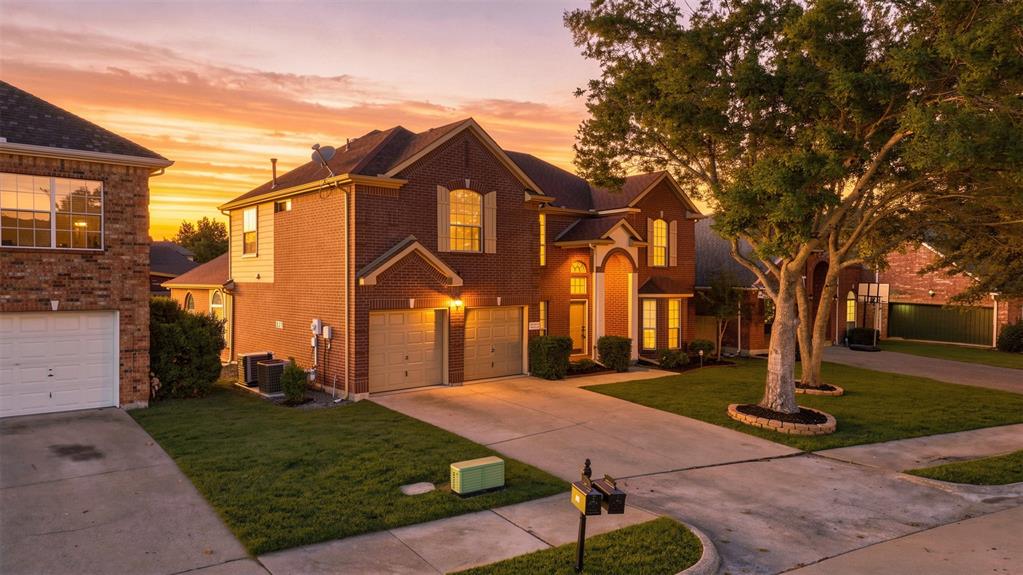 9006 Hogan Drive, Rowlett, TX 75089 9006 Hogan Drive, Rowlett, TX 75089