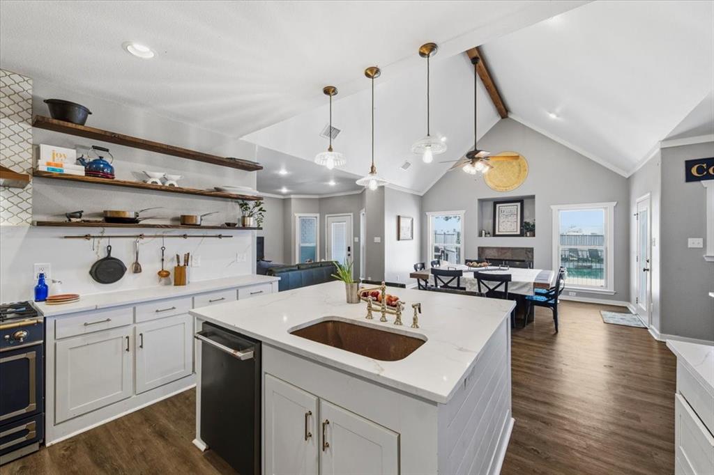 2811 Timber Rock Lane, Midlothian, TX 76065