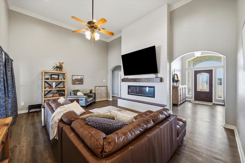 2811 Timber Rock Lane, Midlothian, TX 76065