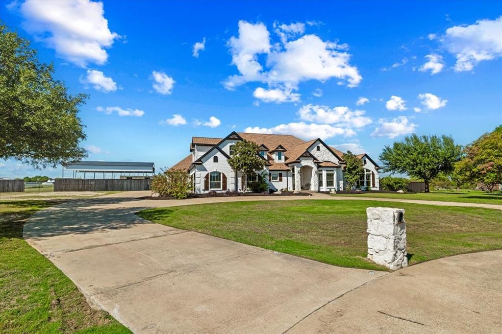 2811 Timber Rock Lane, Midlothian, TX 76065