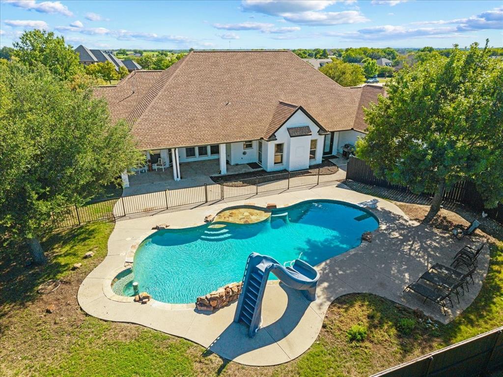 2811 Timber Rock Lane, Midlothian, TX 76065