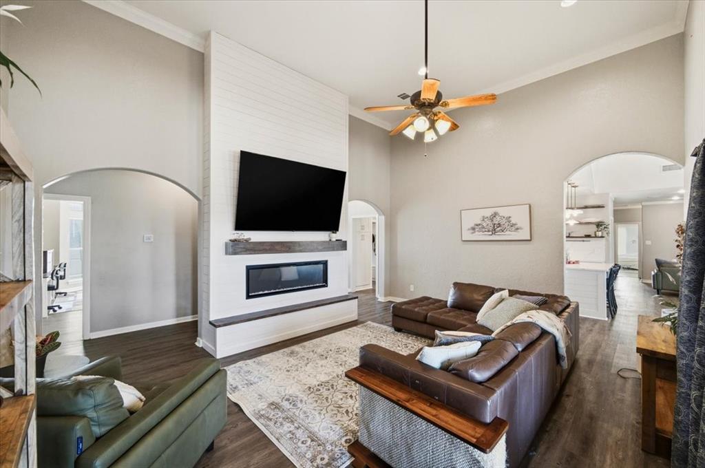 2811 Timber Rock Lane, Midlothian, TX 76065