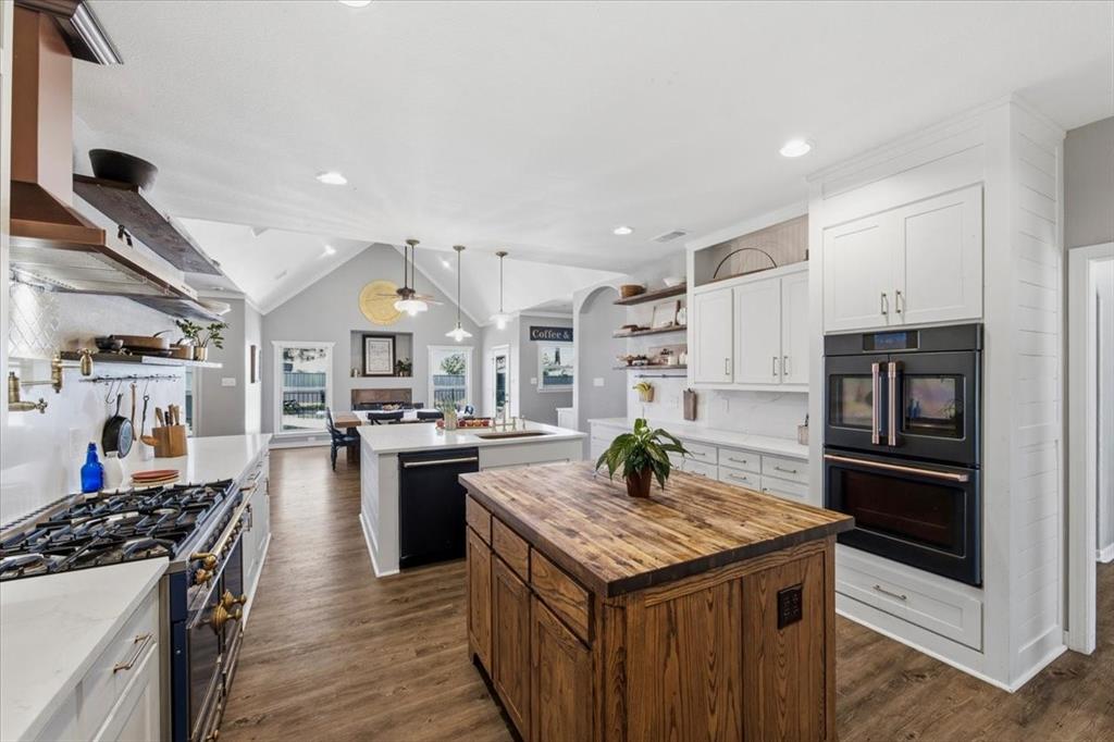 2811 Timber Rock Lane, Midlothian, TX 76065